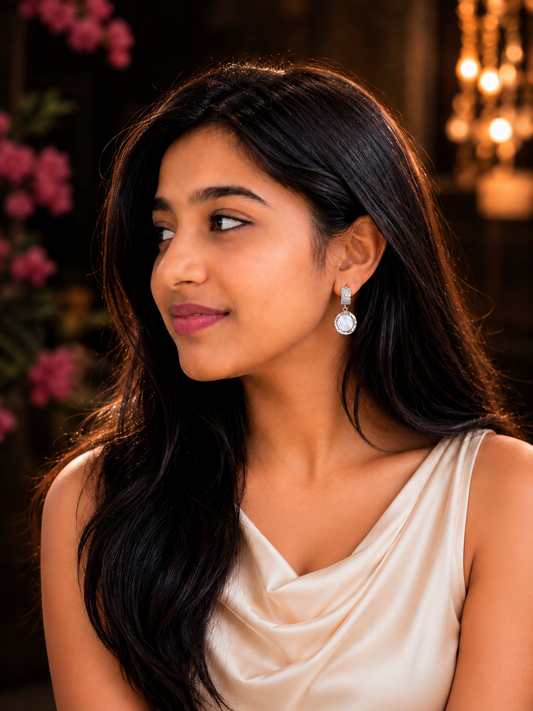 Lunéa Halo Spark Stud Earrings