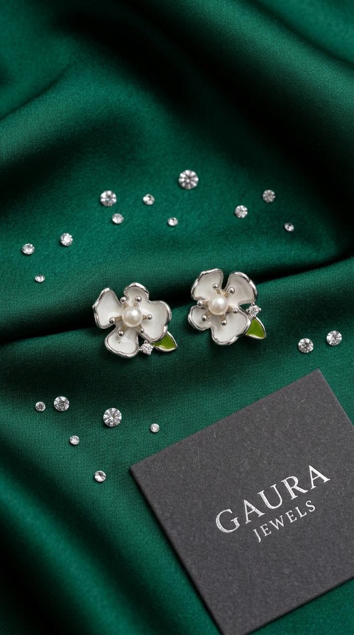 Lunéa Pearl Bloom Earrings