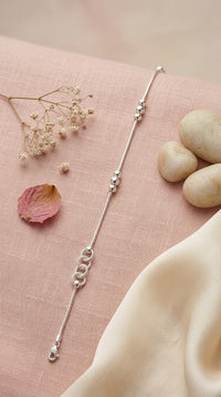 Eterna Loop Silver Anklet