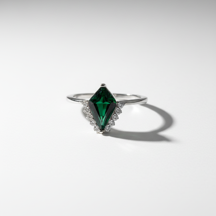 Silver Plated Emerald Radiance Green Crysta Statement Ring